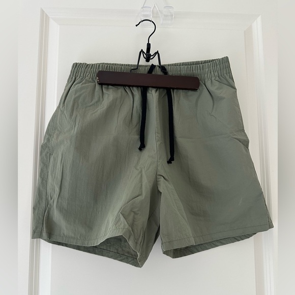 John Elliott Himalayan Olive Green Shorts Medium